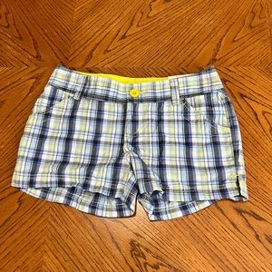****** plaid blue shorts ******